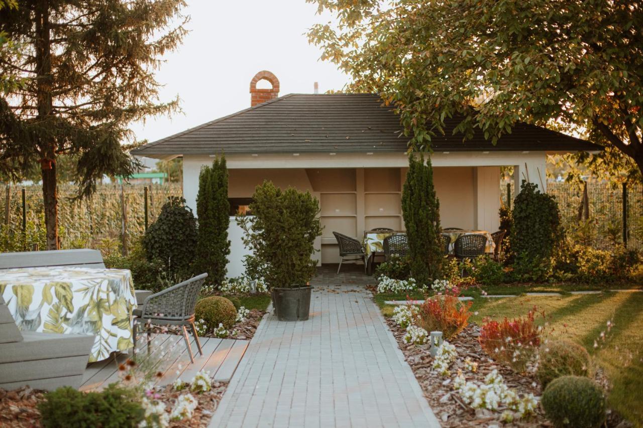 Hotel Divine Park Svilajnac Zewnętrze zdjęcie